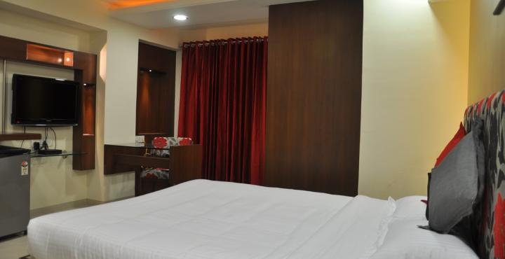 Fabhotel Amrit Residency Indore Exterior photo