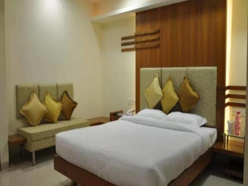 Fabhotel Amrit Residency Indore Exterior photo